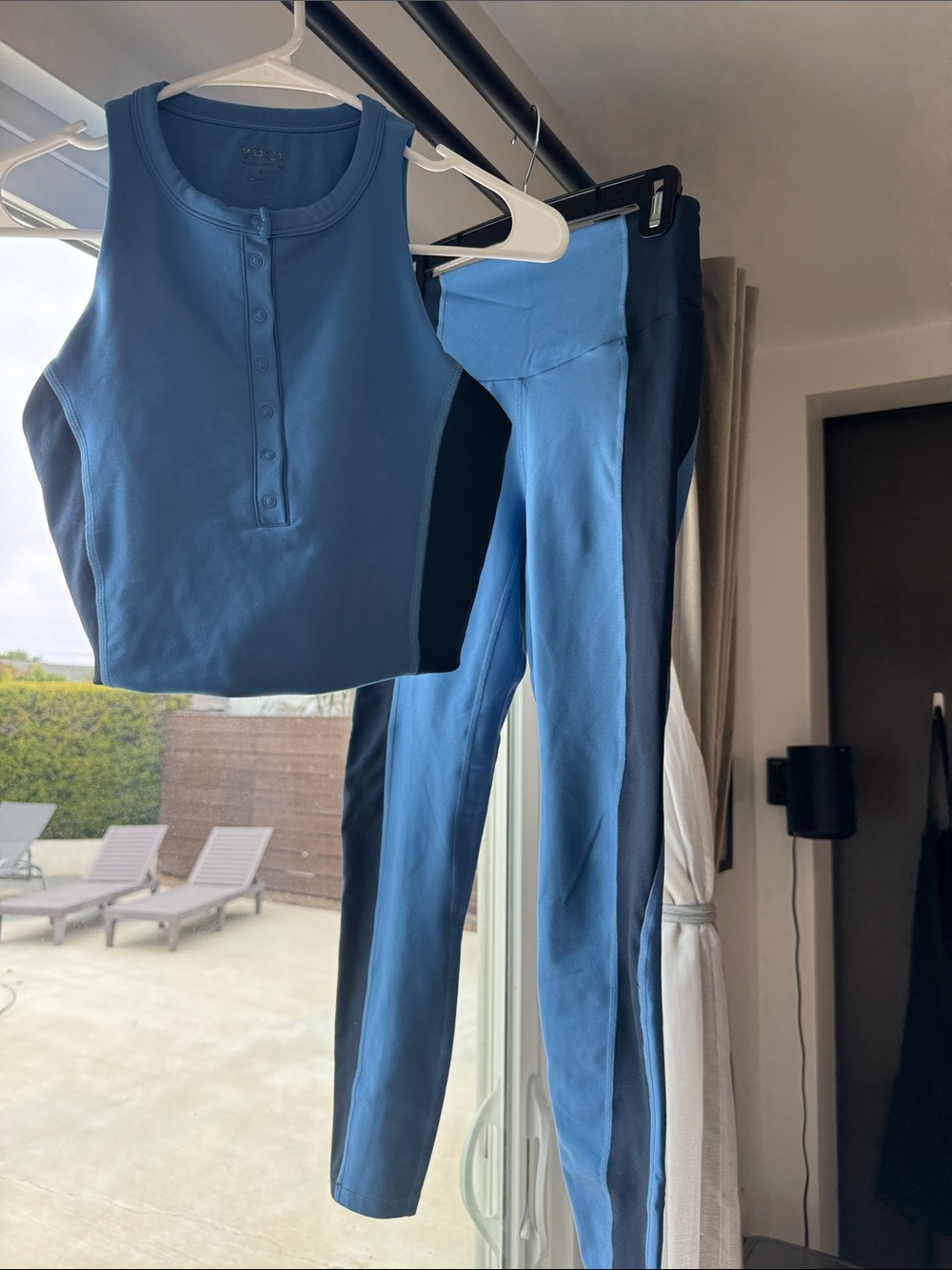 Abercrombie & Fitch YPB Light Blue and Navy Colorblock Tank & Leggings Set